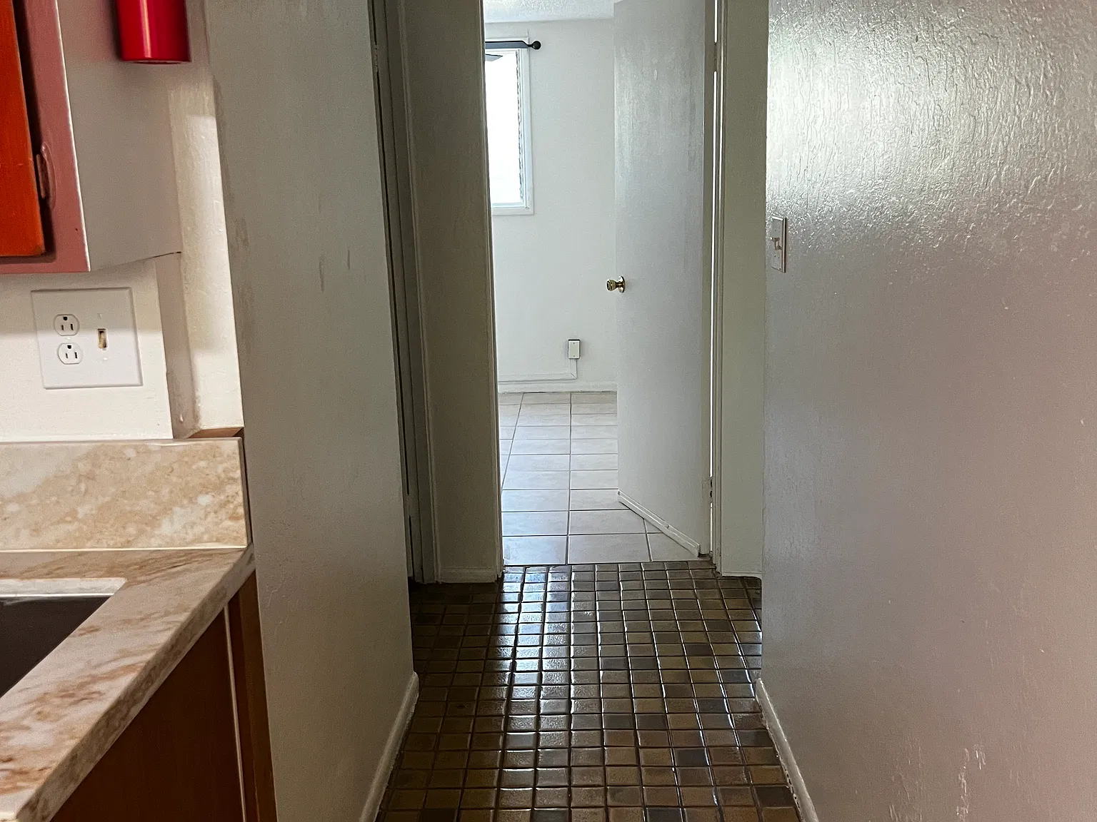 2 bed, $2,000 — Photo 1