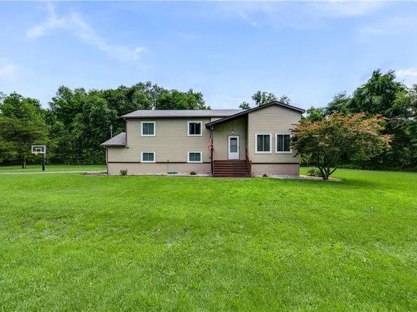 4 Crown Hill Road, Wappingers Falls, NY 12590