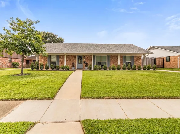 6427 Kury Ln, Houston, TX 77008