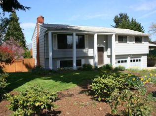 821 Cummings Ln, Salem, OR 97303