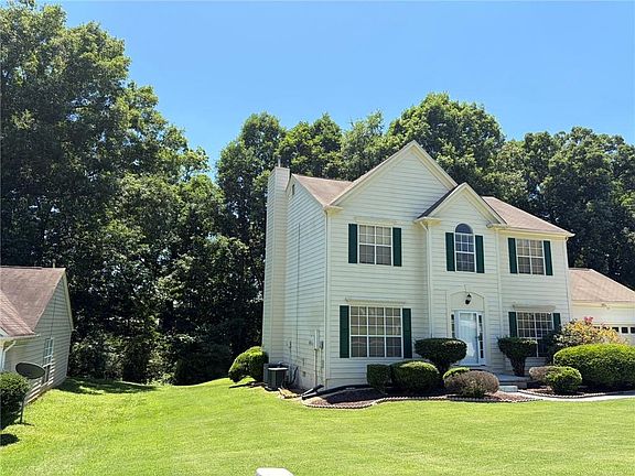 4th image of 4011 Wintersweet Dr