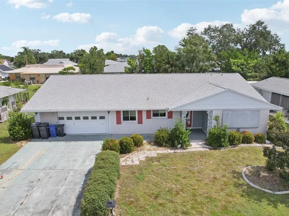 1815 Allegheny Dr, Sun City Center, FL 33573