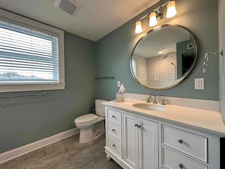 411 Starliner Ct — Photo 14
