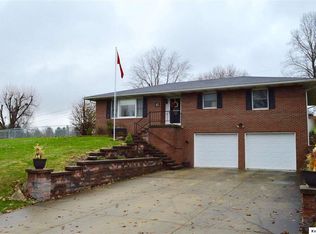 28 Hilltop Dr, Mount Vernon, OH 43050