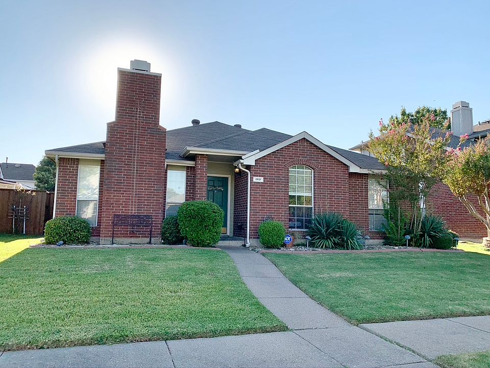 1st image of 2921 Lake Valley Dr