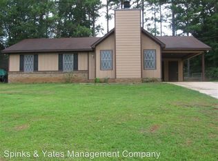 205 Hearthstone Dr, Lagrange, GA 30241