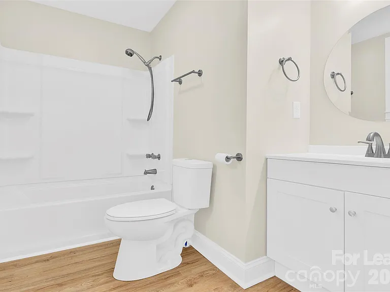 112 Dean St — Photo 16