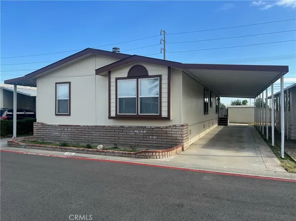 200 W San Bernardino Ave Spc 100, Rialto, CA 92376