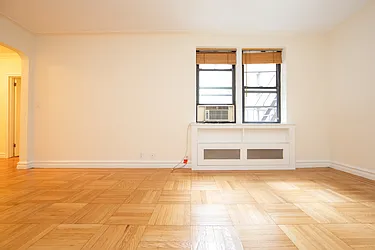 Rented by Apartment Luxe Realty Group, Inc