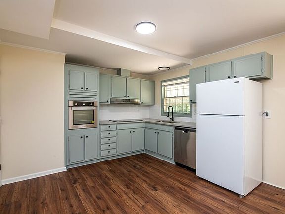 3rd image of 6537 Court K