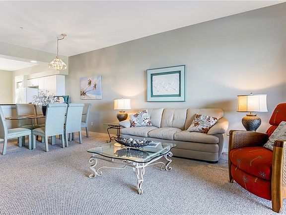 5th image of 7505 Stoneybrook Dr APT 743