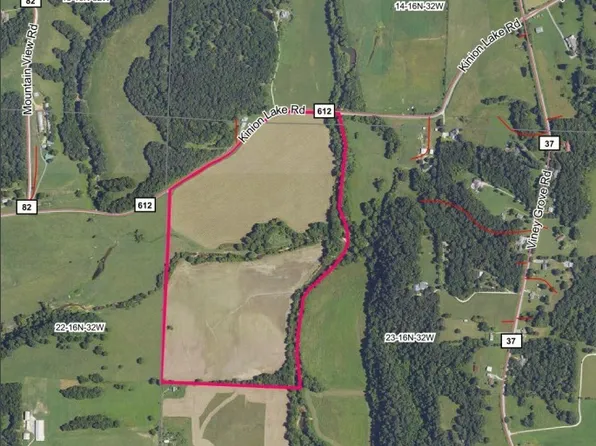 Kinion Lake Rd, Fayetteville, AR 72704