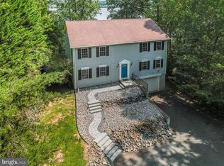2769 Hensley Rd, Mineral, VA 23117