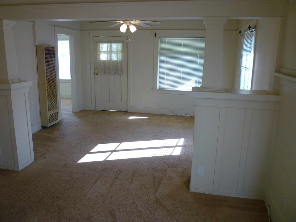 2nd image of 239 S 3rd Ave