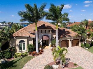 5709 SW 9th Ct, Cape Coral, FL 33914