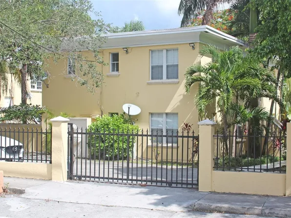 3395 Franklin Ave APT D, Miami, FL 33133