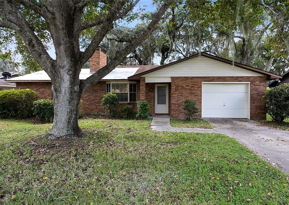 1st image of 3620 Lake Eleanor Dr