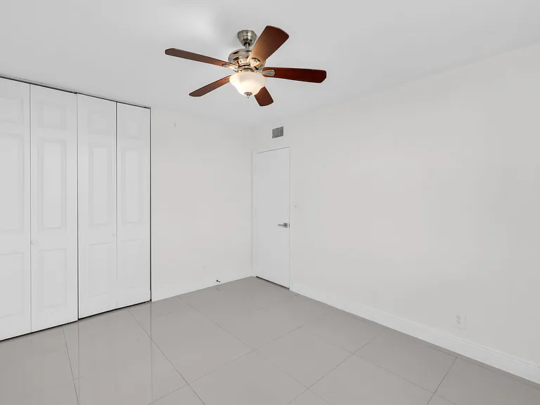 2768 Carambola Cir S #501 — Photo 32
