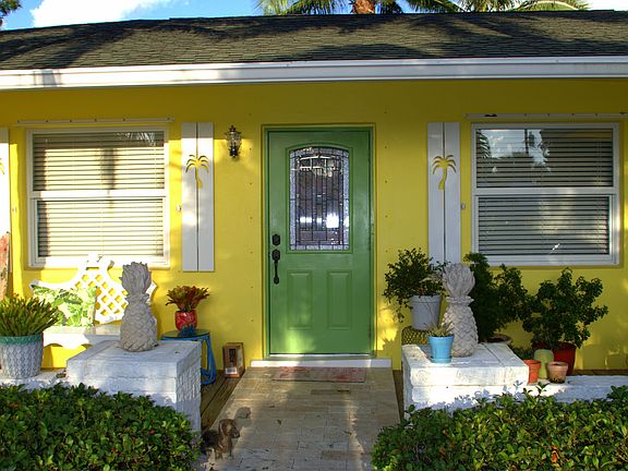 4th image of 366 Oak Ave