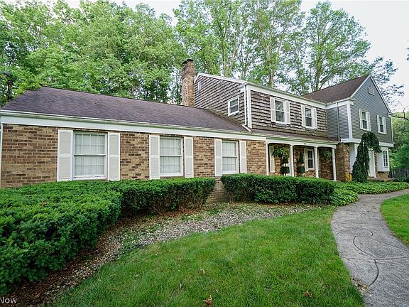 2nd image of 6713-6715 Lockwood Blvd