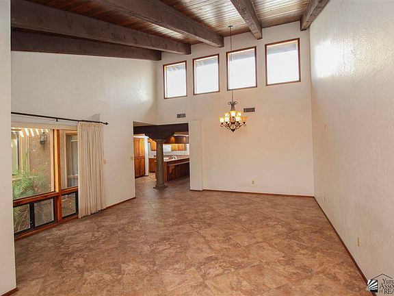5th image of 1120 W 36th St