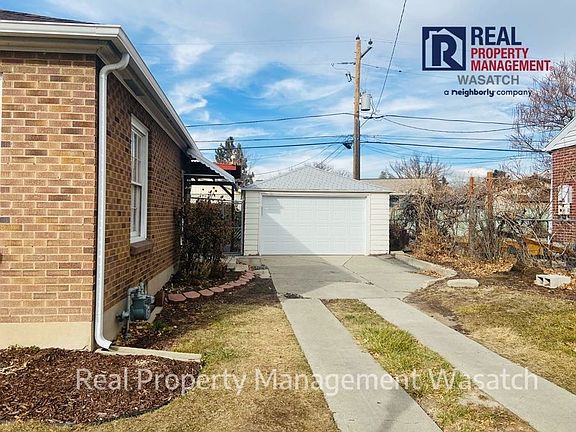 3rd image of 945 E Elgin Ave