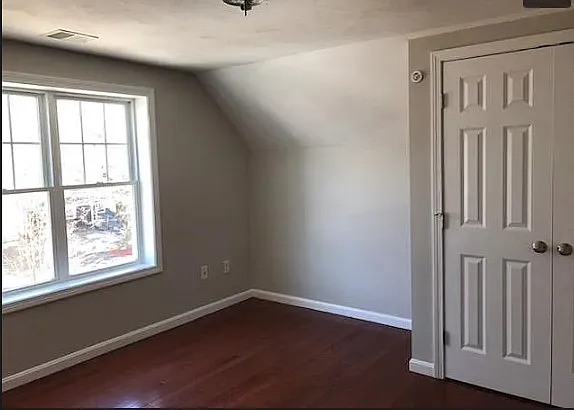 2 bed, 1450 sqft, $2,100 — Photo 3