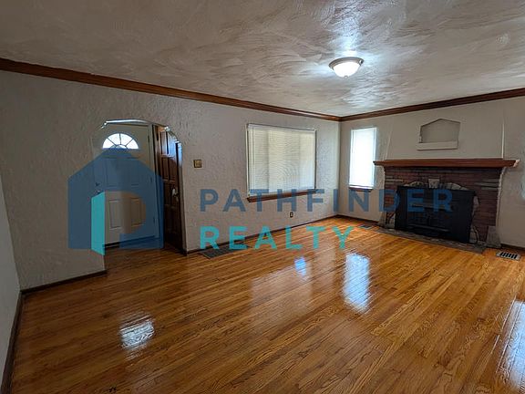4th image of 53 W Maplewood Ave