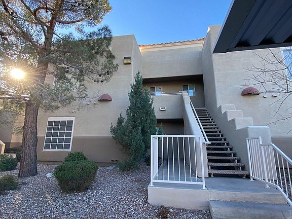 2nd image of 1909 Mountain Hills Ct Unit 201