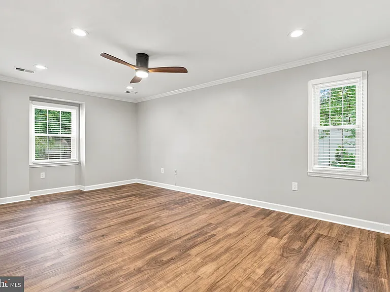11414 Bronzedale Dr — Photo 30