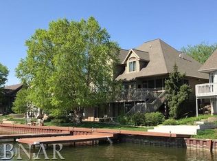25093 Eagle Point, Hudson, IL 61748