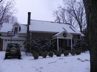 788 Nut Swamp Rd, Red Bank, NJ 07701