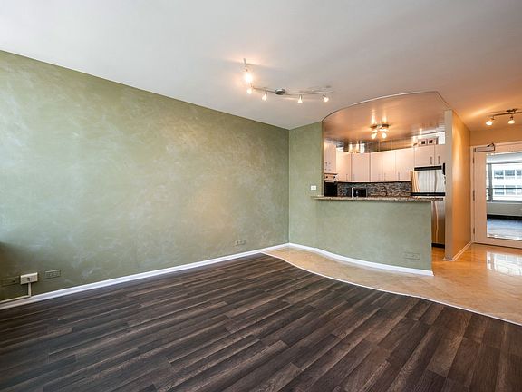 4th image of 3550 N Lake Shore Dr APT 2409