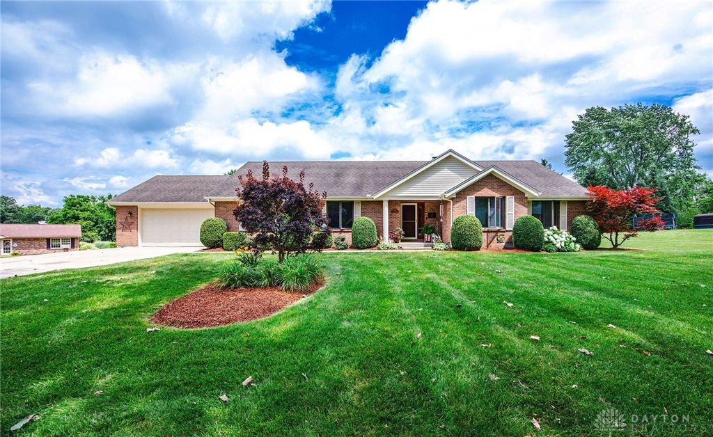 Real estate listing image