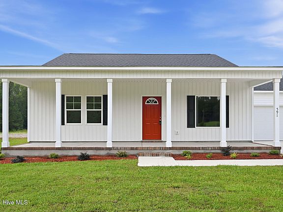 4th image of 591 Batchelor Road