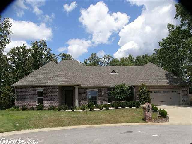 1st image of 440 Natalie Cir