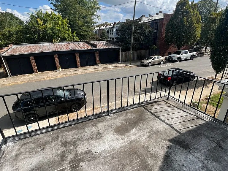 8 N. Auburn Ave. — Photo 29