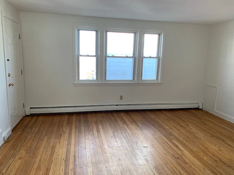 8 Quebec St #2 — Photo 6