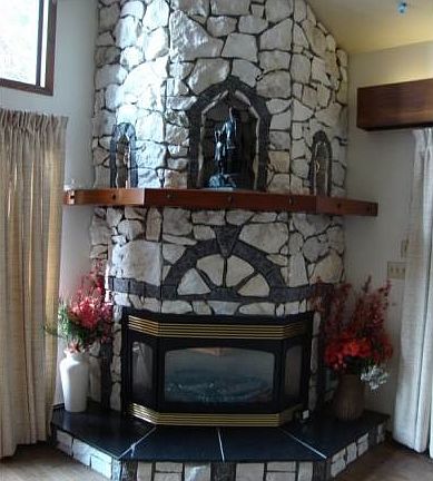 5th image of 774 Chena Hills Dr