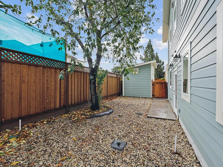 1012 Chester St #4 — Photo 21