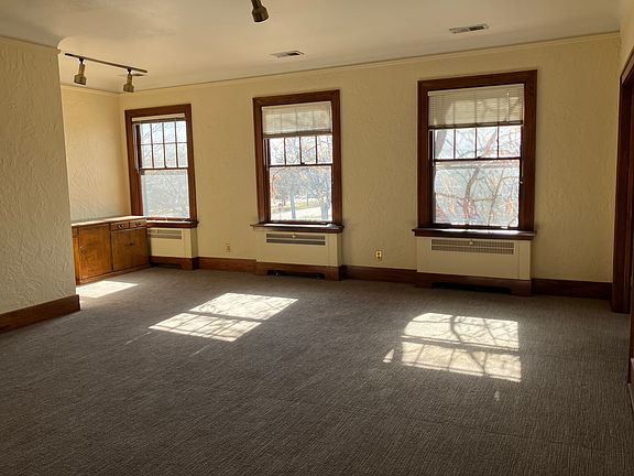 Living room, looking south. Approx 423 sf.