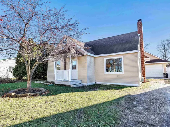 133 E Pine St, Denmark, WI 54208