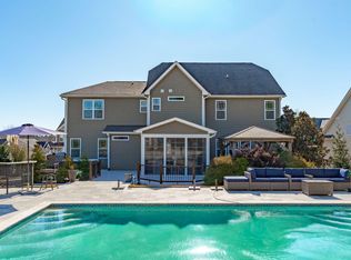 6628 Chevalier Ln, Holly Springs, NC 27540