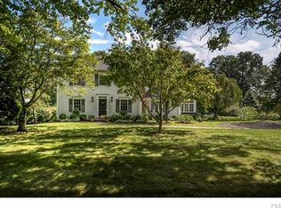 1057 Oenoke Rdg, New Canaan, CT 06840