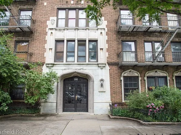300 8th Ave APT 4L, Brooklyn, NY 11215