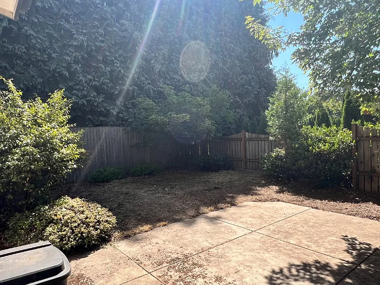 395 Ellie Ln — Photo 20