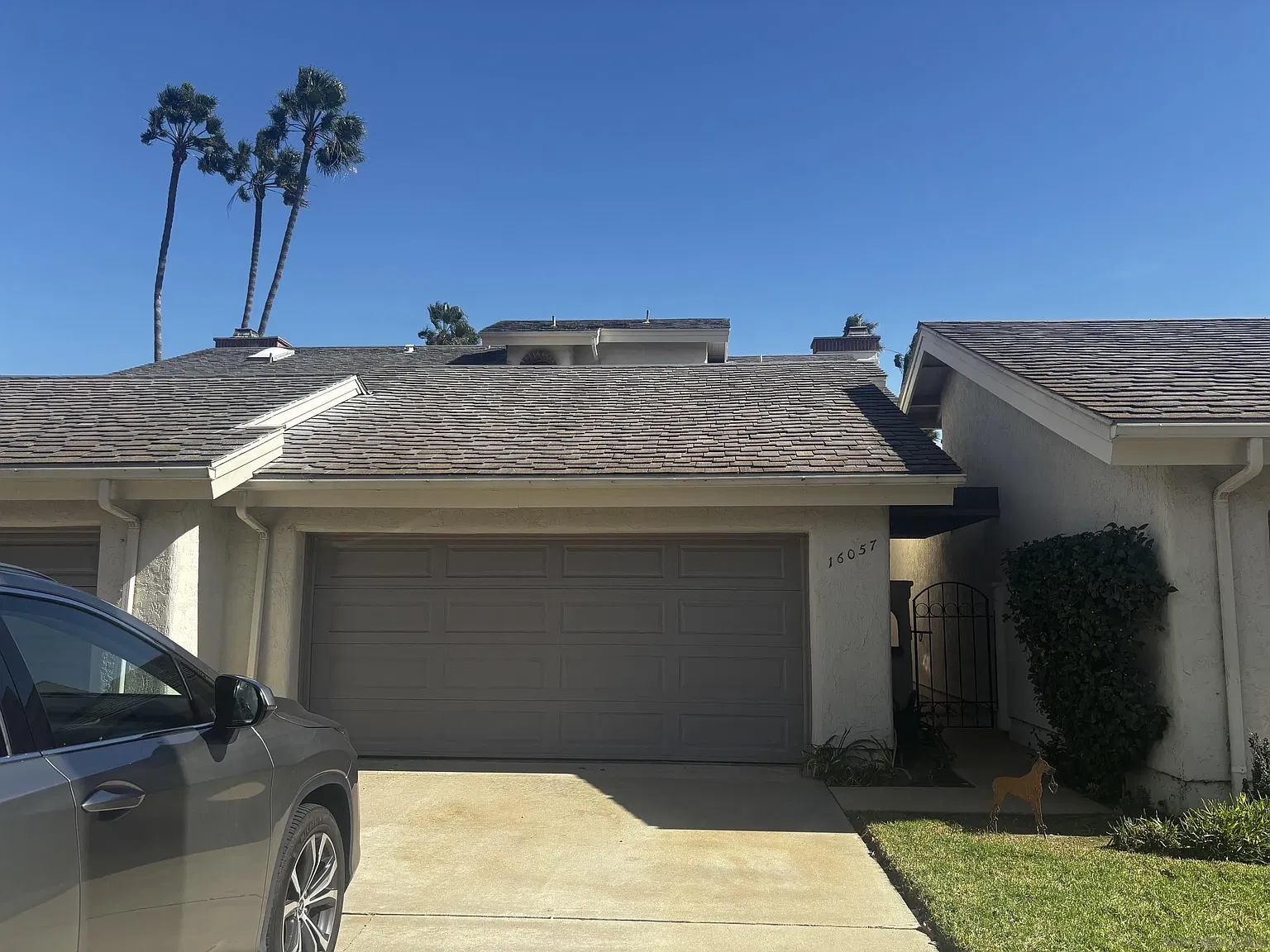 3 bed, 3.0 bath, 1850 sqft, $6,200 — Photo 2