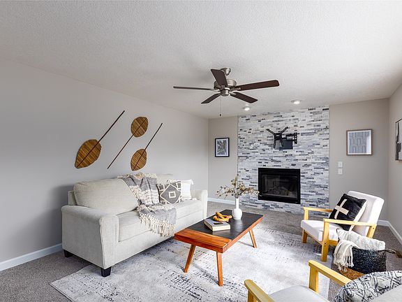 4th image of 10532 Stonebridge Dr