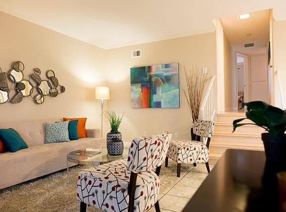 5th image of 417 Kenbrook Cir