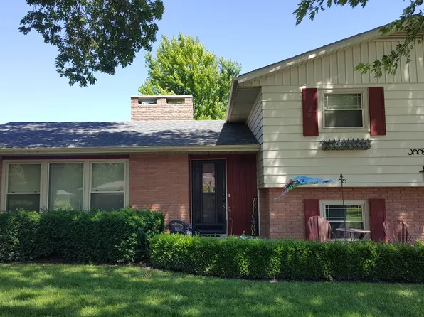 2219 14th Ave, Central City, NE 68826